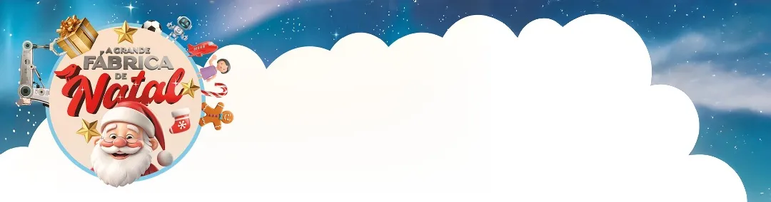 Cabeçalho com selo 'A Grande Fábrica de Natal', Papai Noel sorrindo, brinquedos e estrelas sobre céu azul e nuvem branca.